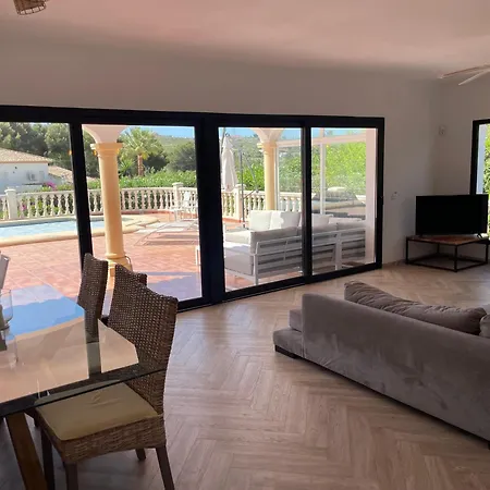 La Gavina Villa *